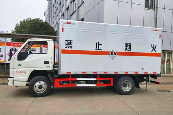 成都到湛江危险品运输